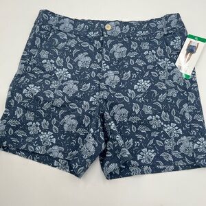 Women’s Jachs‎ Girlfriend cotton blend chino shorts 6” inseam. Size XL.